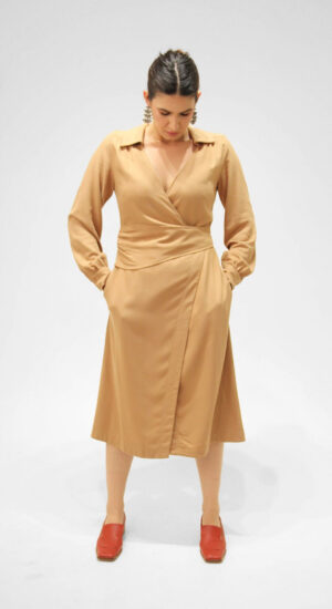 Vestido & Trench Coat Carey